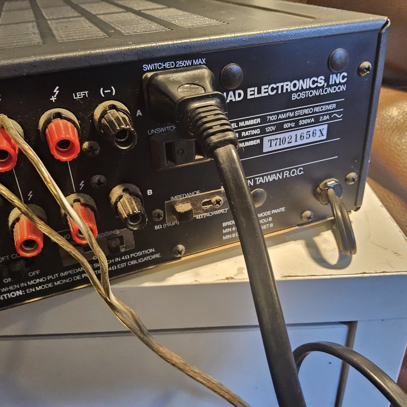 NAD Stereo Receiver 7100 For Parts or Repair gallery