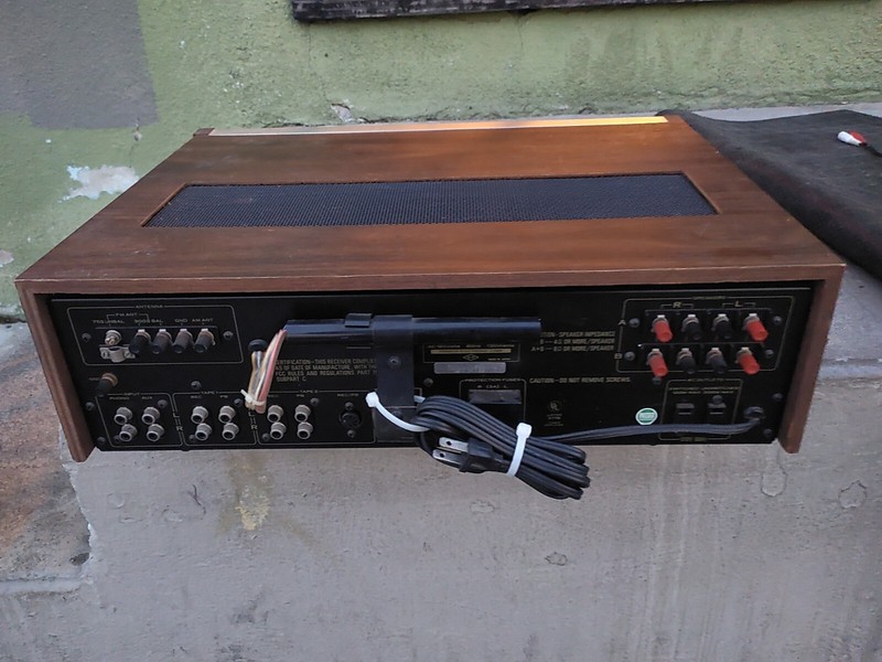 Vintage 1974 Pioneer SX-535 AM/FM Stereo Receiver - Tested and Working gallery
