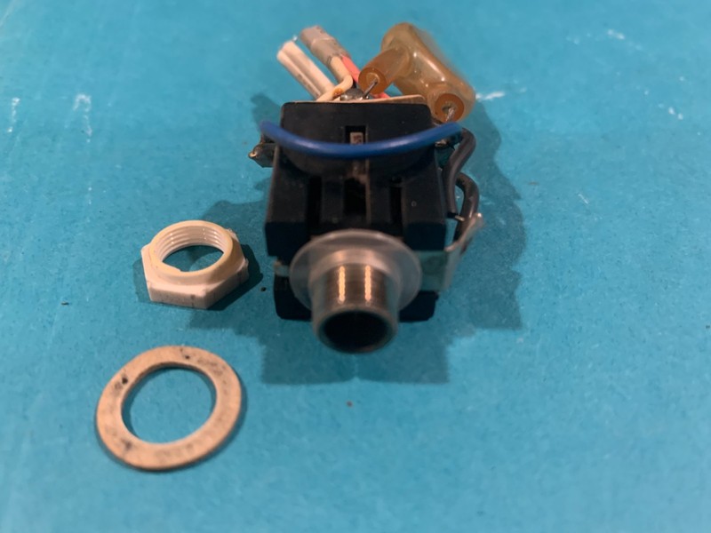 PIONEER SX-535 Stereo Receiver - Parting Out - MIC Jack Assembly gallery
