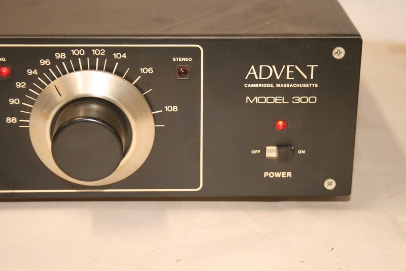 Advent Model 300 Stereo Receiver w/phono, Collectible Rare radio tuner Amplifier gallery