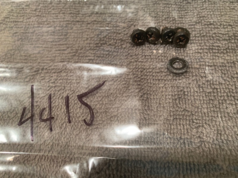 Marantz 4415 Quad Receiver Parting Out Cabinet Cover screws + 2 Washers