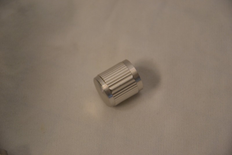 Original kenwood KR 6400 RECEIVER Bass or Treble Knob gallery