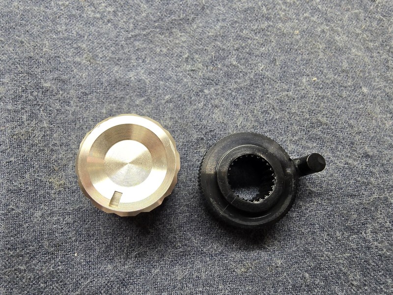 Sansui QR-4500 Receiver Part - Front Bass / Treble Knob w/ Left / Right Dial gallery