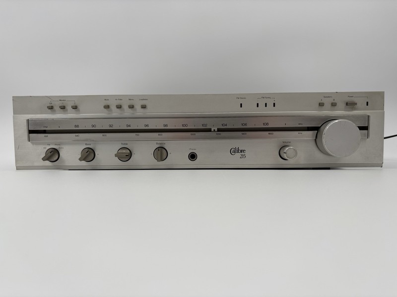 Rare Vintage Calibre 215 Stereo Receiver 16WPC AM/FM Hi-Fi - Metal Face Plate