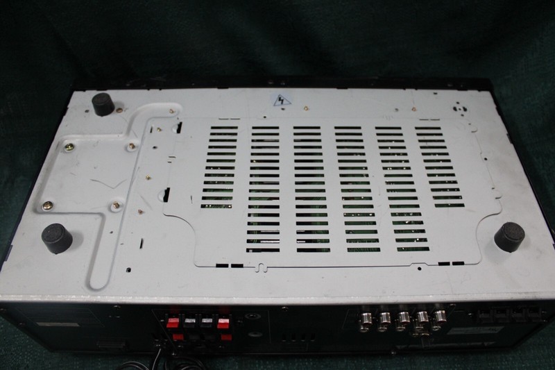Kenwood KR-A3060 2 Channel AM FM Stereo Receiver gallery