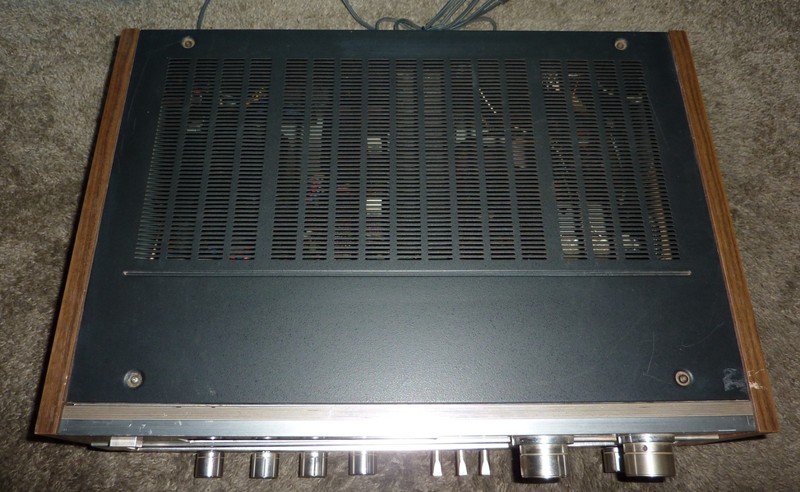 Sony STR-V3 AM/FM Stereo Receiver Working gallery