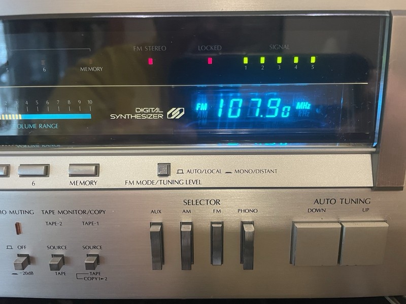 Sansui 5900z AM/FM Digital Quartz Synthesizer DC Stereo Receiver 75 WPC vintage gallery