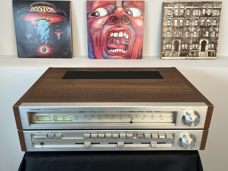 Vintage 1976 Toshiba Stereo Receiver SA-520 – Serviced, New LED Indicators