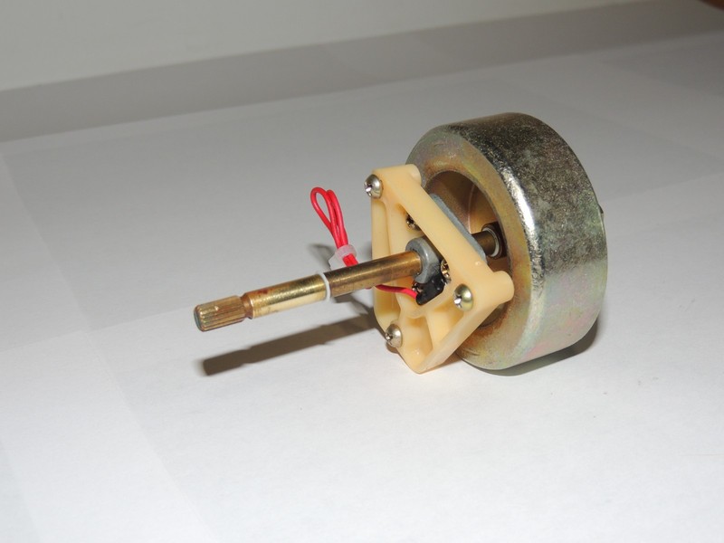 Kenwood Super Eleven Dial Shaft Assembly D20-0156-03 gallery