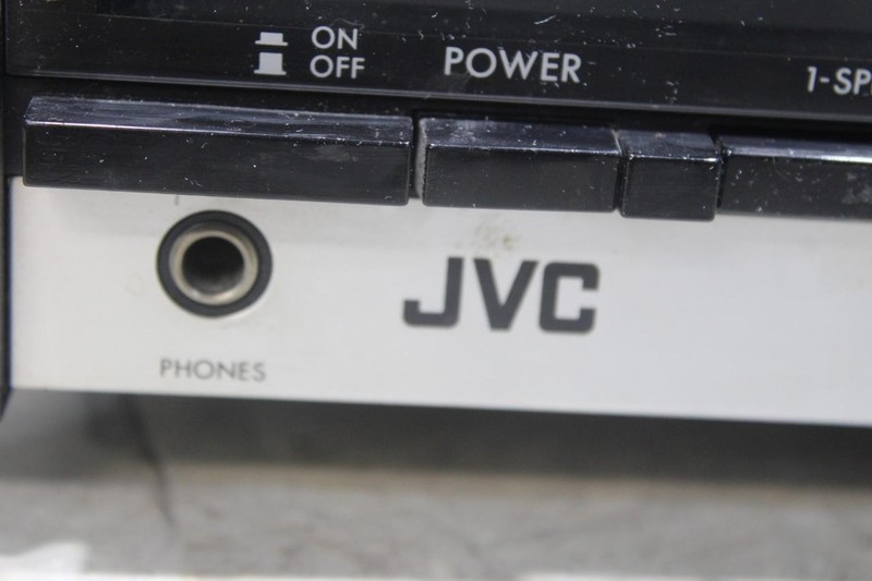JVC JR-S100 Vintage Stereo Receiver FM-AM Radio - Tested and Working gallery