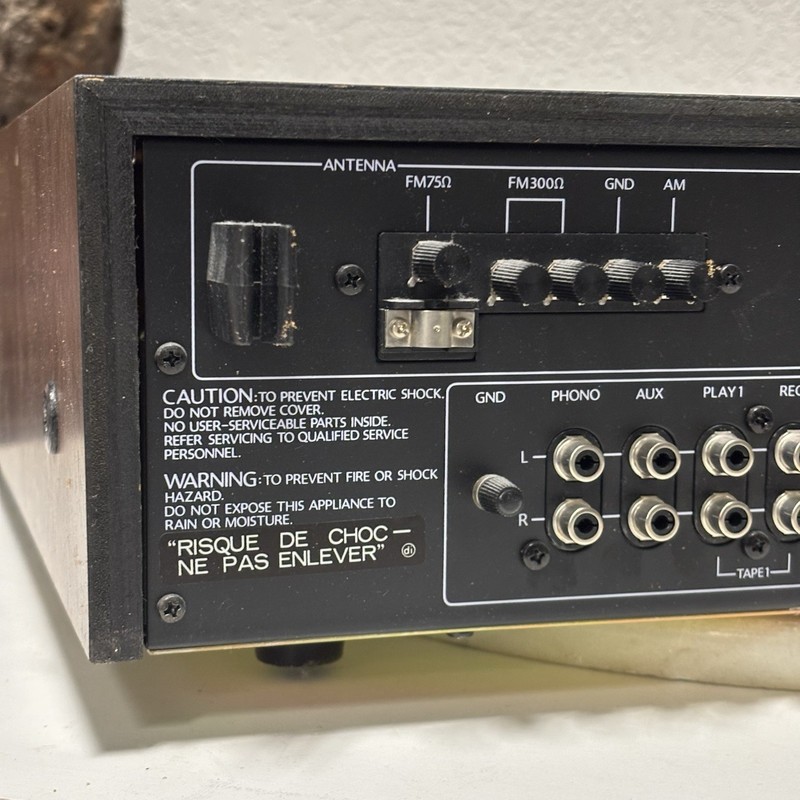 Vintage Silver Mitsubishi DA-R8 Stereo Receiver AM / FM gallery
