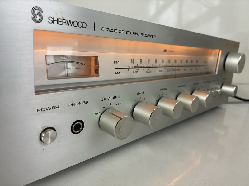 Sherwood S-7250 CP AM/FM Stereo Receiver, Made in Korea, Works gallery