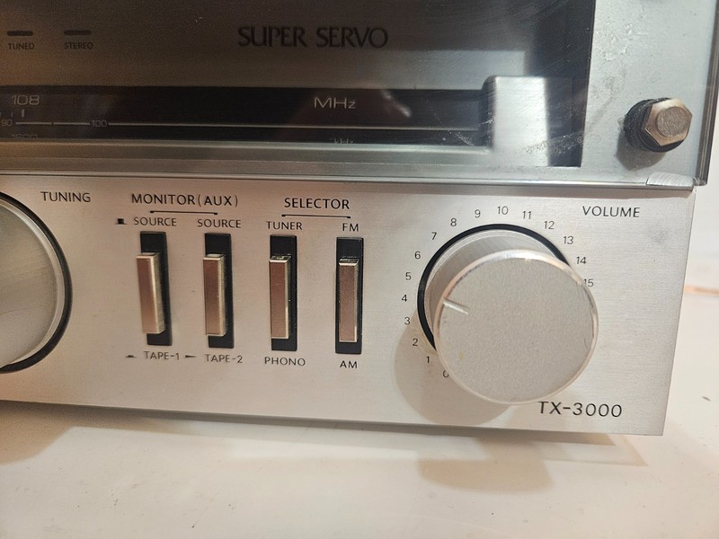 Onkyo TX-3000 Vintage Servo Locked Tuner Amplifier FM/AM 45Wpc Tested Works gallery