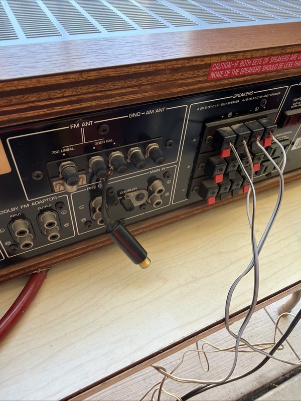 Vintage Yamaha CR-1020 AM/FM Natural Sound Stereo Receiver - Working gallery