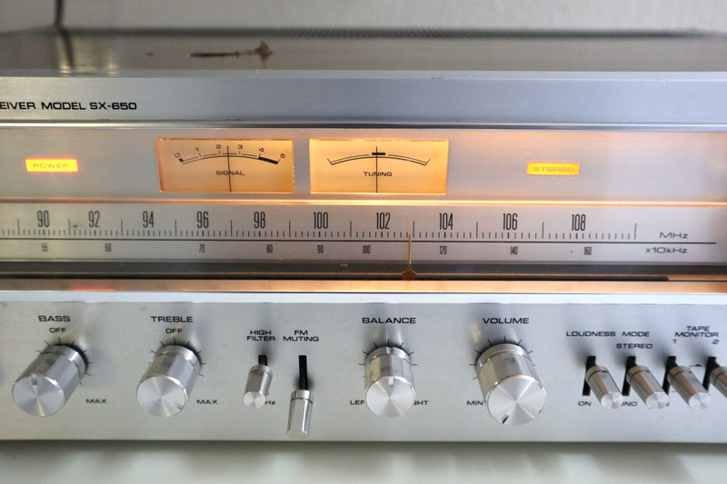 Vintage Pioneer SX-650 Vintage AM/FM Stereo Receiver - Tested Works gallery