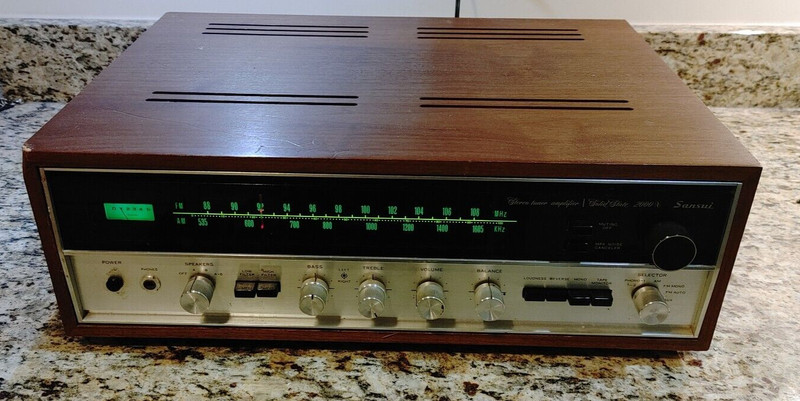 SANSUI STEREO RECEIVER Model 2000X Clean with Led Upgrade