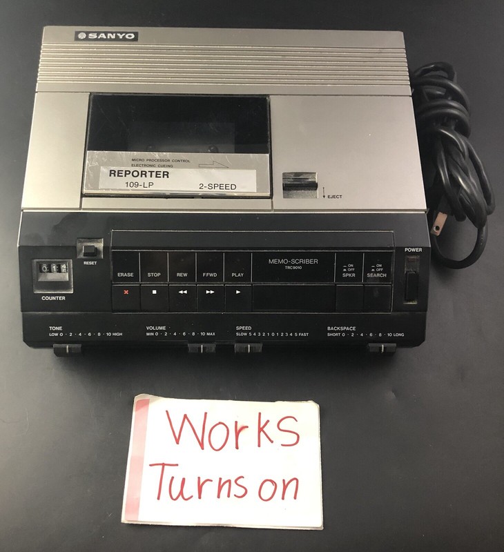 VINTAGE SANYO REPORTER 109-LP STEREO RECORDER REPORTER TURNS ON AS IS VJ02 gallery