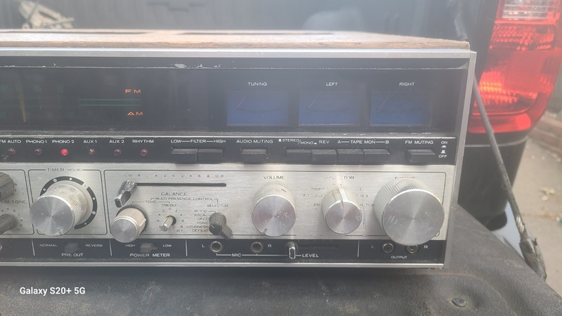 Vintage Kenwood KR-6170 Stereo Receiver Amplifier For Parts gallery