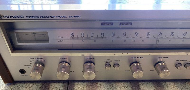 Vintage Pioneer SX-550 Stereo Receiver tuner Tested and Working ! gallery