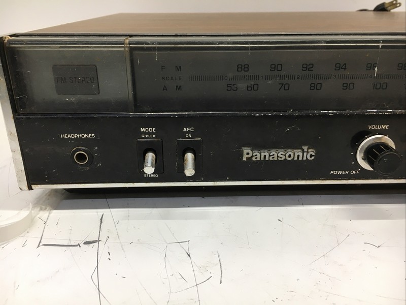 Vintage Panasonic RE-7554 AM/FM Stereo Tuner gallery