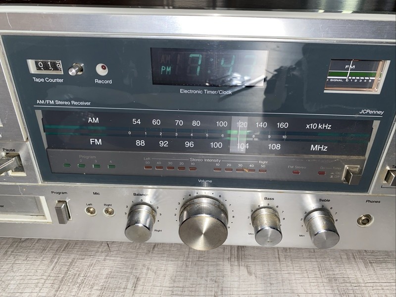 JCPenny Mod. #683-1783 AM/FM Stereo Receiver Cassette 8 Track Recorder For Parts gallery