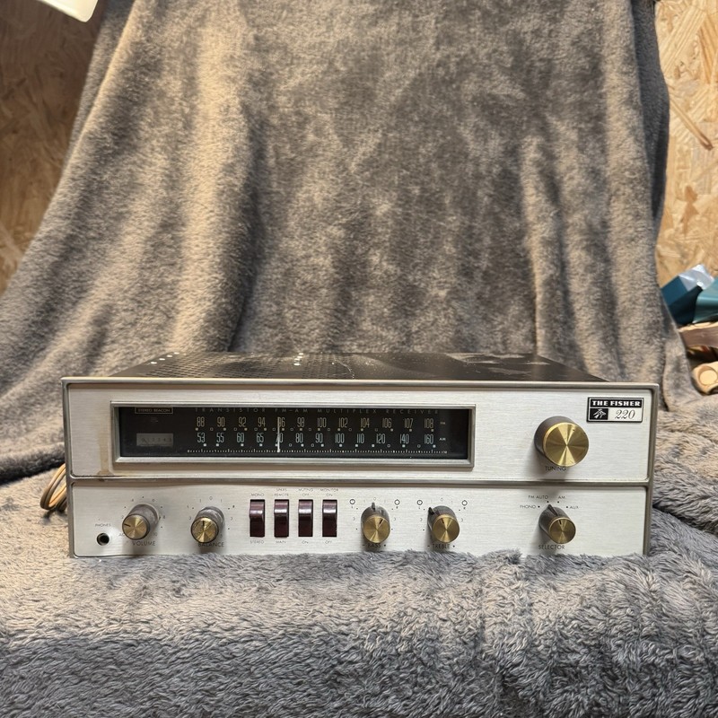 The Fisher 220-T AM/FM Solid State Stereo Receiver