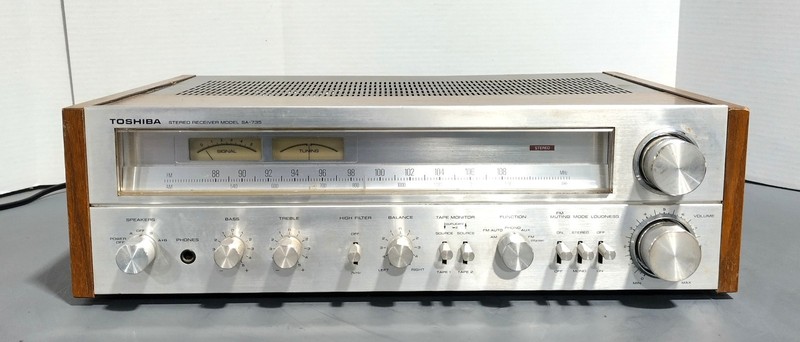 Toshiba SA-735 35W Per Channel 8Ω AM/FM Radio Stereo Receiver – Partially Tested