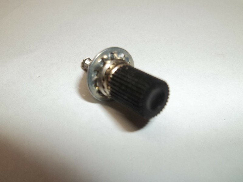 Pioneer SX-1010 SX-1250 SX-1050 SX-950 Binding Post (Ground Phono). AKE-012 gallery