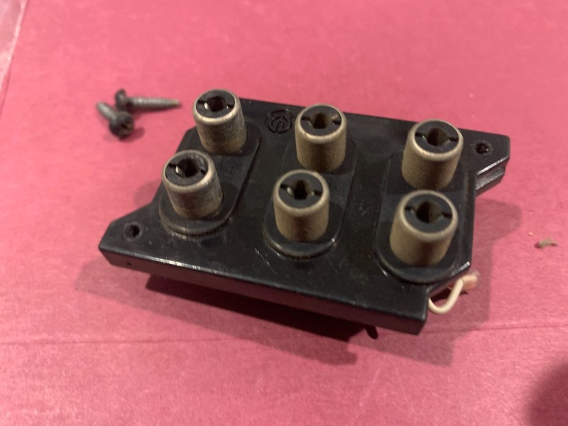 Pioneer SX-1050 Stereo Receiver - Phono RCA JAck Assembly gallery