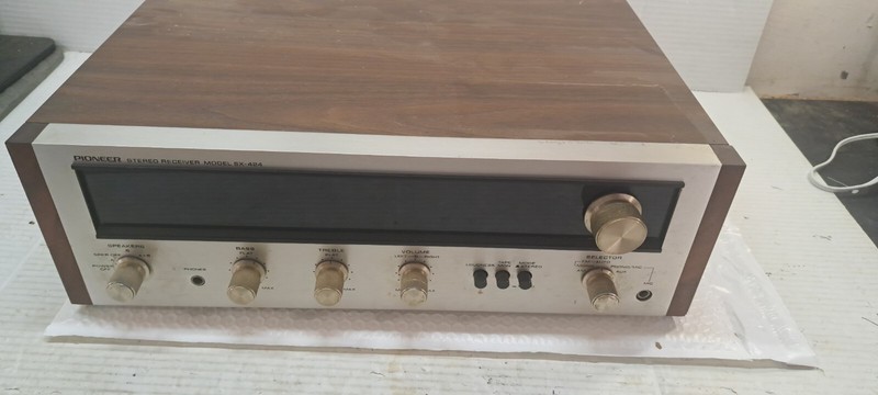 Vintage PIONEER Model SX-424 AM FM Stereo RECEIVER – Works Great SEE VIDEO