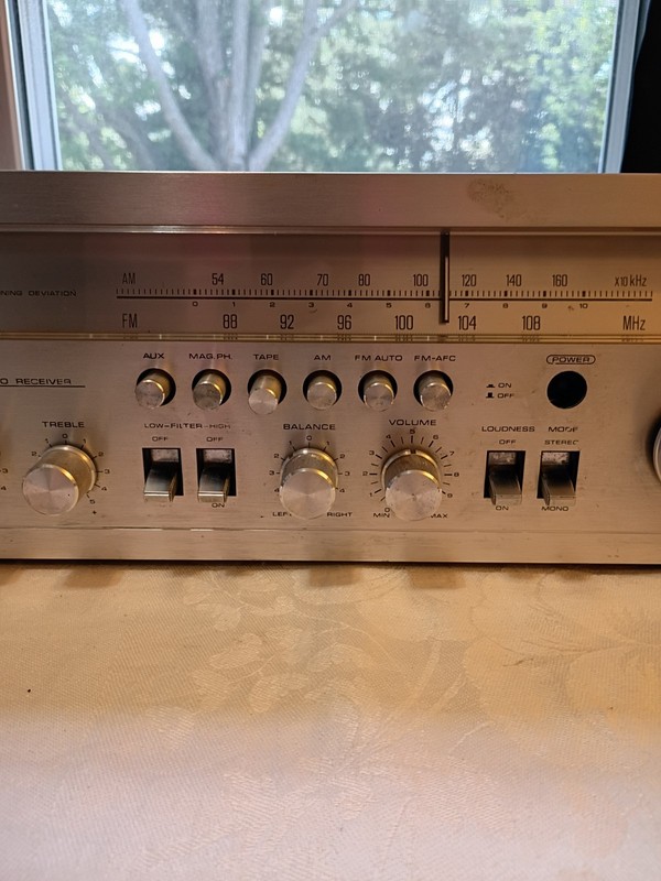 Vintage Soundesign AM-FM Stereo Receiver Model NO 5152 Works/No On-Off Knob gallery