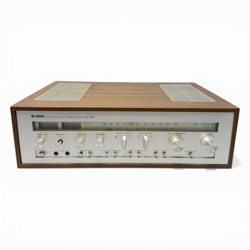 Yamaha CR-820 Natural Sound Stereo Receiver - Vintage Wood Case