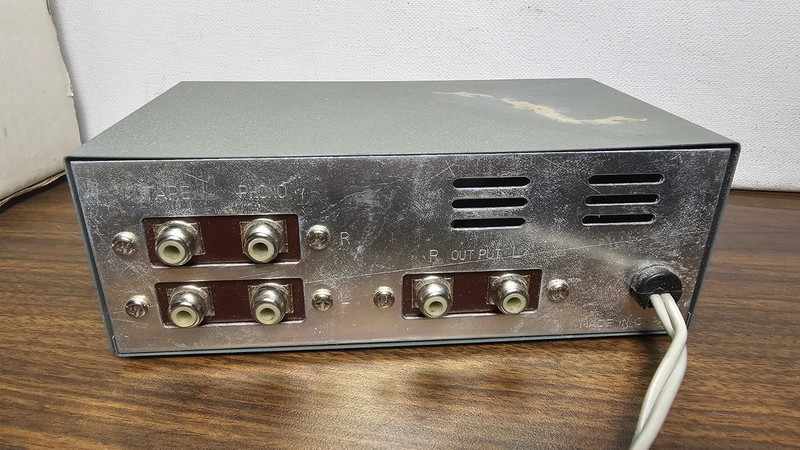Vintage Claricon 36-190 Solid State Phono Preamp gallery