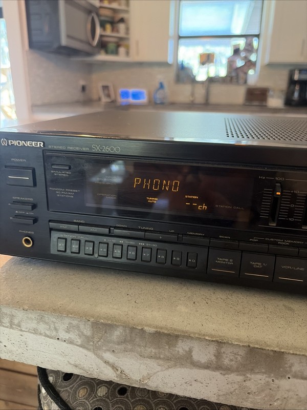 Pioneer SX-2600 Stereo Receiver — Made in Japan, 1989 — Tests Clean gallery