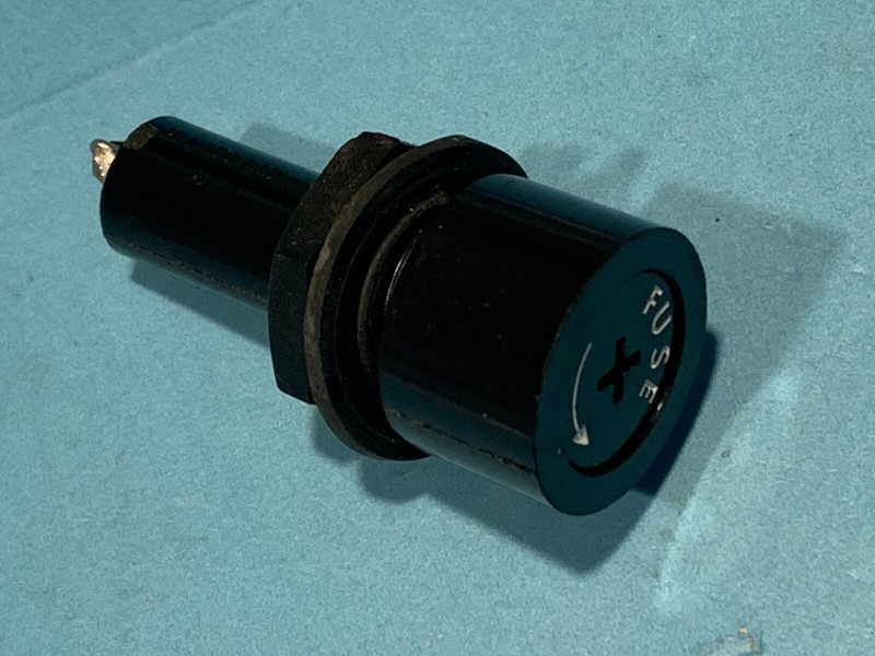 Kenwood KR-9340 Vintage Quad Receiver Parting Out Fuse Assembly