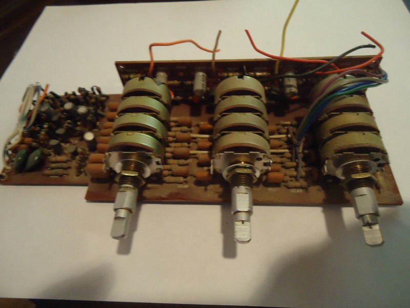 Marantz 4400 Quad Receiver Parting Out Tone Board + all 3 Potentiometers