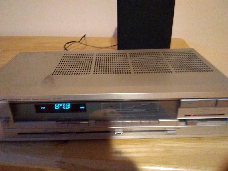 Vintage Technics Quartz Synthesizer Stereo Receiver SA-210