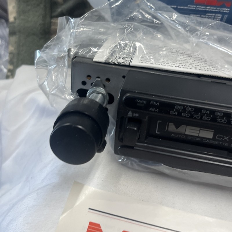 Vintage MEI CX1225 High Tech Am-FM Car Receiver With Cassette Deck And Box New gallery