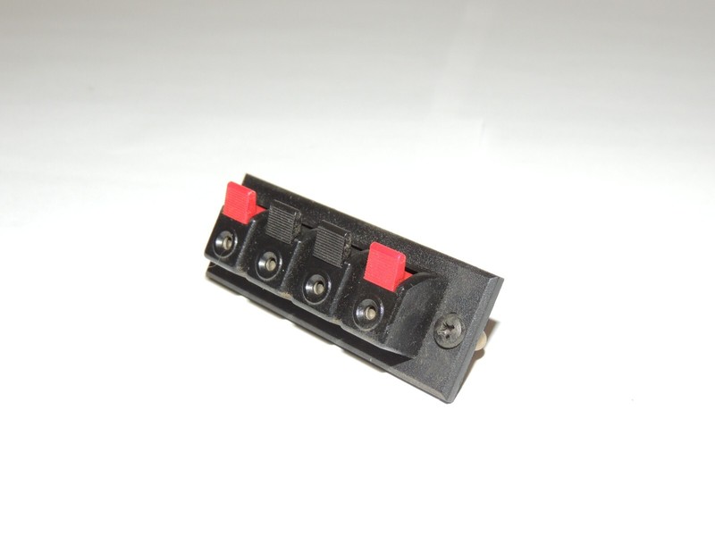 Yamaha CR-2020 Speaker Binding Post Assembly NA06906