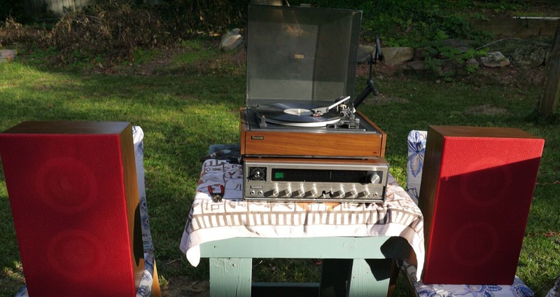 1974 Panasonic SL-507 Turntable SA-507 Quadrophonic Receiver 4 Thruster Speakers gallery