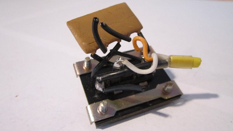 Pioneer SX-1000TW 2 Pin Tape Record Terminal Jack & Brackets & Screws W52-004 gallery