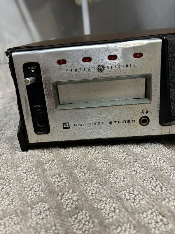 GENERAL ELECTRIC SC4200B 4 Channel Stereo Receiver W/ 8 Track Player gallery