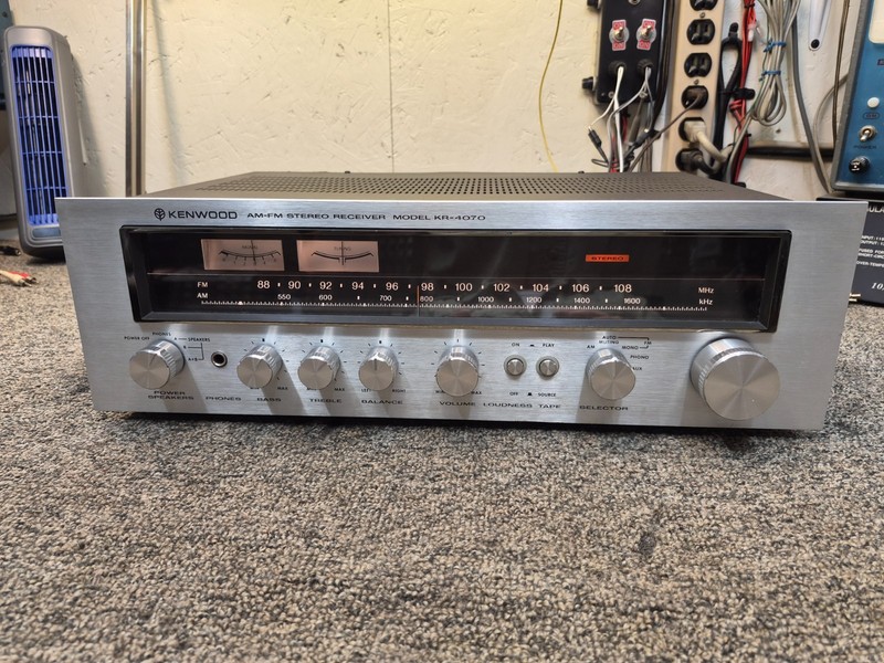 Vintage KENWOOD KR-4070 Stereo Receiver *Tested*