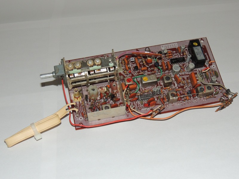 Kenwood Model Eleven AM/FM Tunner Board Assembly X05-1170-00 gallery