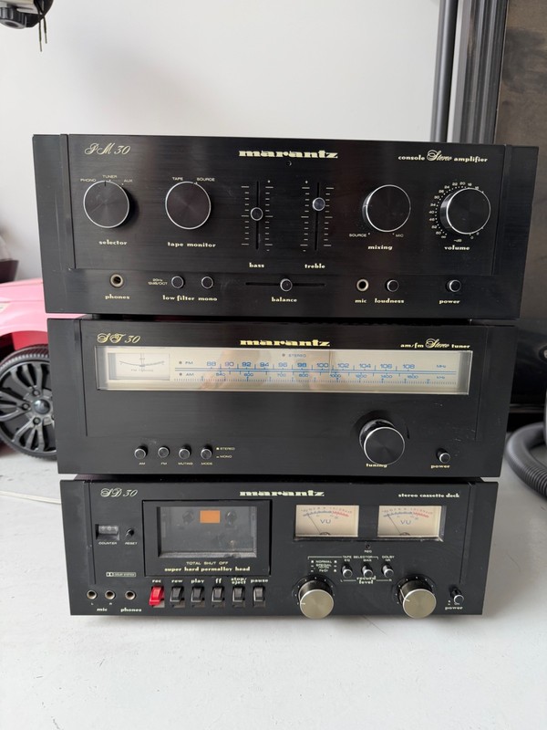 Vintage Marantz stereo set PM30 amplifier / ST30 tuner / SD30 cassette player gallery