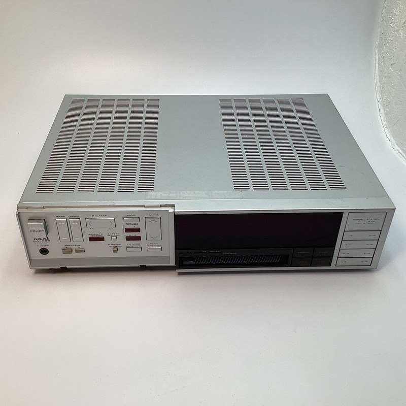 Akai AA-A35 Vintage AM/FM Stereo Receiver Amplifier - For Parts/Repair