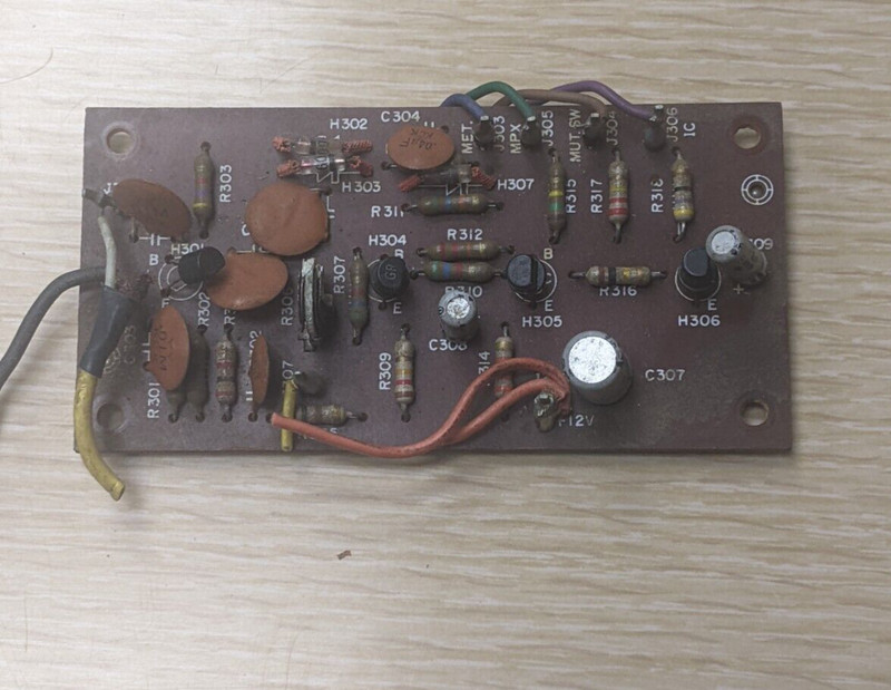 Marantz 2215 P300 Board Muting Control & Meter Amp YD2821003 – New Electro Caps