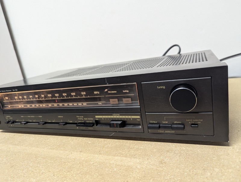 Vintage Technics SA-130 AM/FM Radio Stereo Receiver Black - For Parts gallery