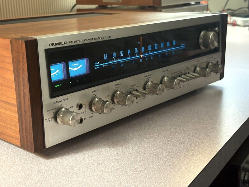 Pioneer SX-828 Stereo Receiver Fully Cleaned &Tested and working perfectly, gallery