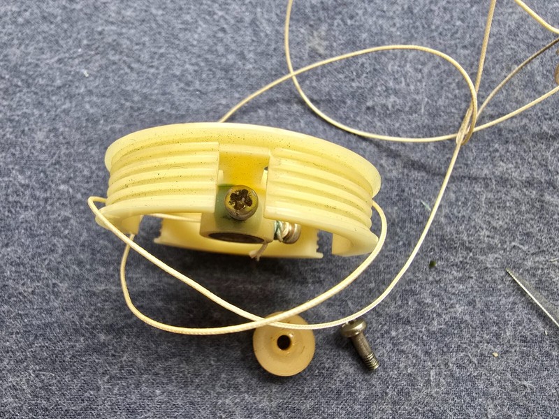 Sansui QR-4500 Receiver Part - Tuning Cord / Needle / Main Pulley Assembly gallery